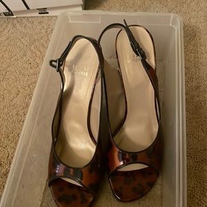 Open toe strap Stuart weitzman patent leather leopard pumps